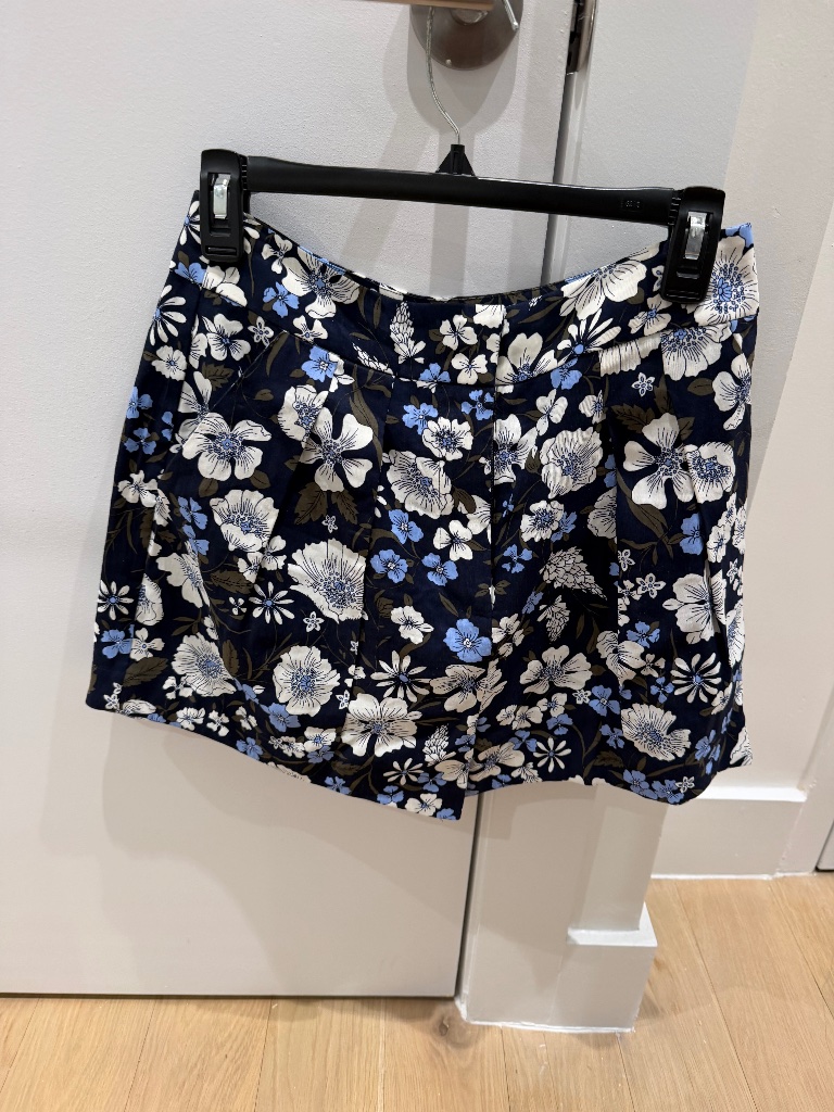 Veronica Beard Floral Short